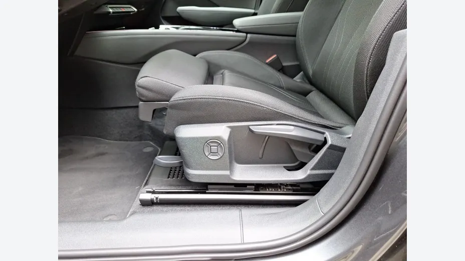 AUDI Q3 Q3 TFSI mHEV 110 kW S tronic