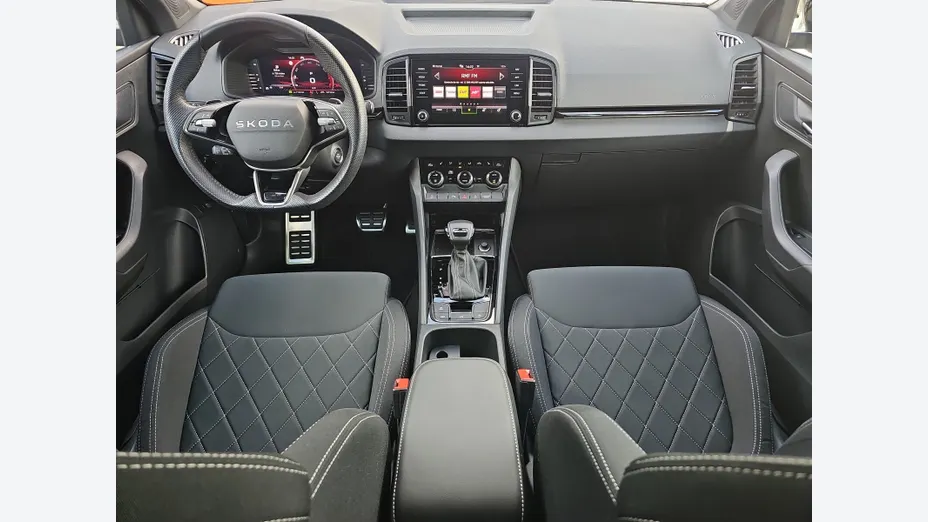 SKODA Karoq -