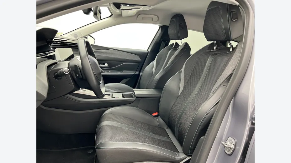 PEUGEOT 308 -