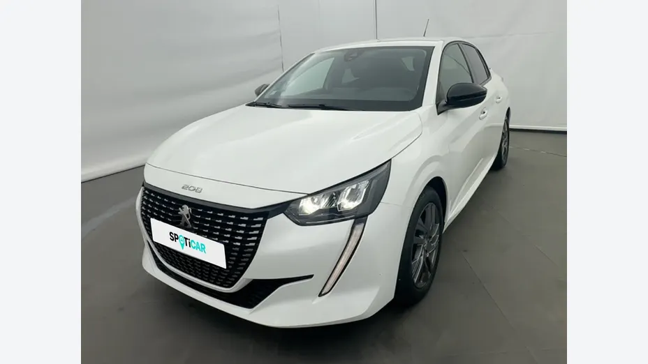 PEUGEOT 208 -