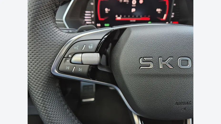 SKODA Octavia Octavia 1.5 TSI mHEV Sportline DSG Nowy