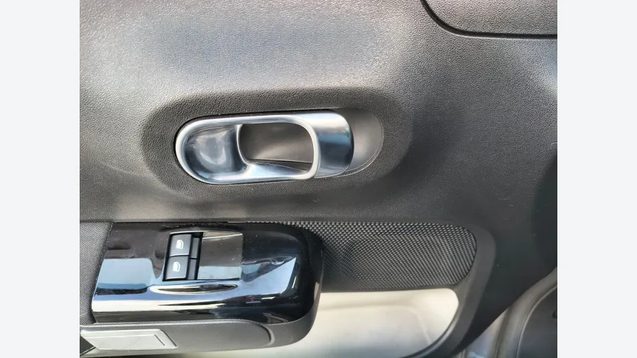 CITROEN C3 C3 1.2 PureTech Max EAT6