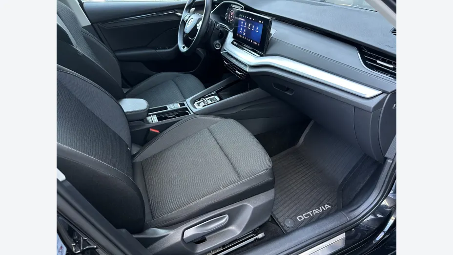 SKODA Octavia Octavia 1.5 TSI mHEV Selection DSG