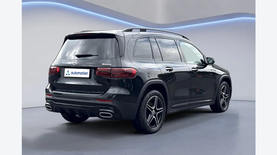 MERCEDES-BENZ GLB GLB 220 d 4-Matic AMG Line 8G-DCT