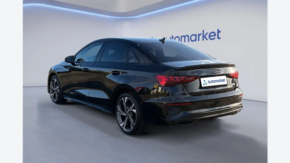 AUDI A3 A3 40 TFSI Quattro S Line S tronic