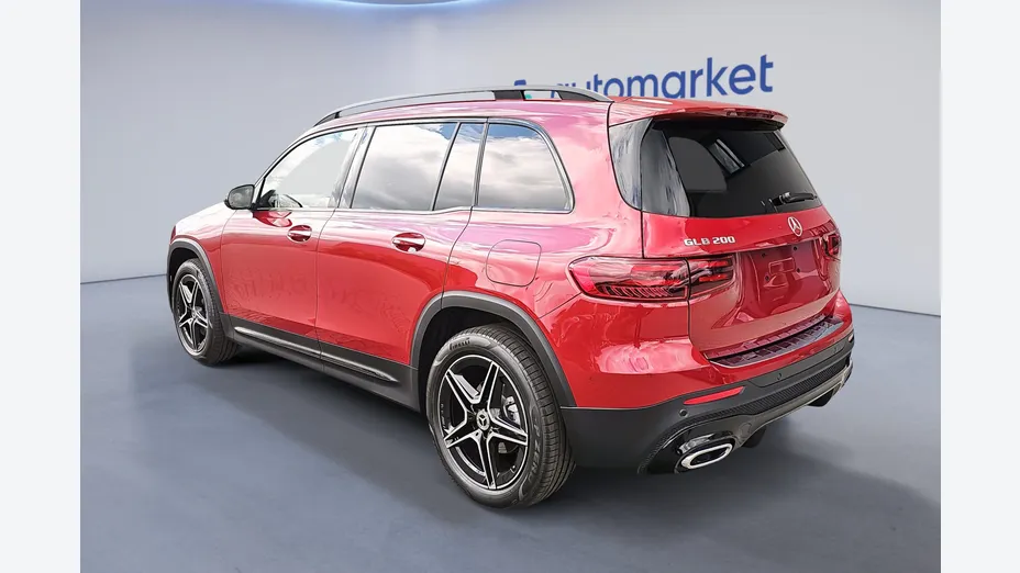 MERCEDES-BENZ GLB GLB 200 mHEV AMG Line 7G-DCT Nowy