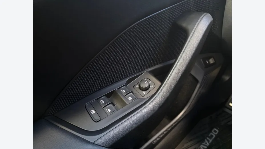 SKODA Octavia Octavia 2.0 TSI 4x4 Sportline DSG