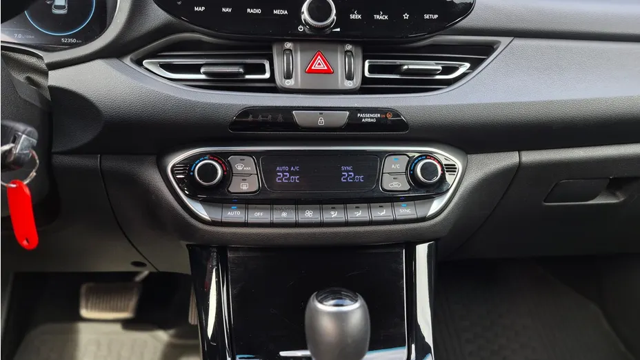 HYUNDAI i30 i30 1.5 T-GDI 48V Smart DCT