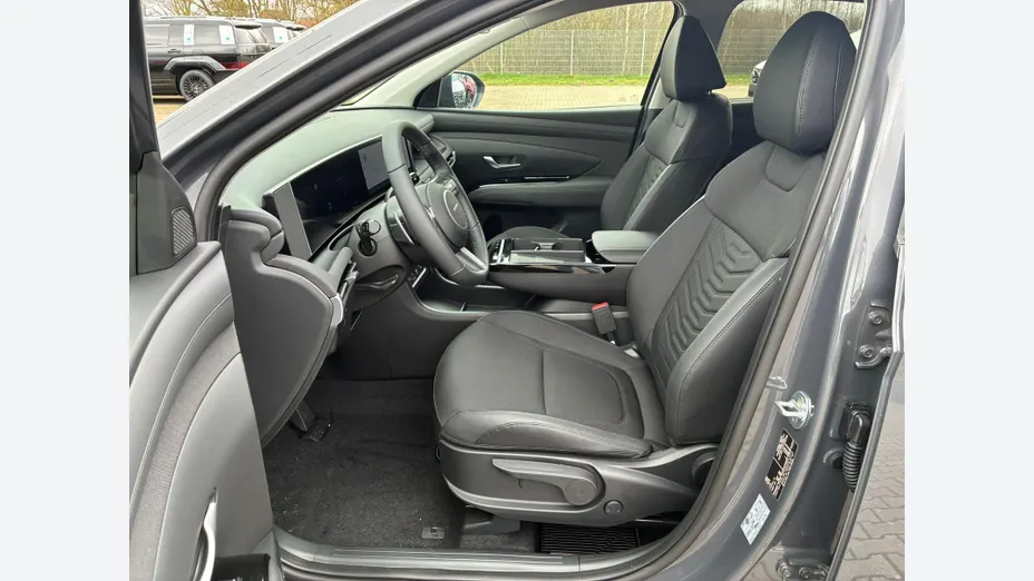 HYUNDAI Tucson -