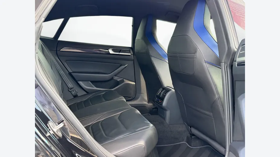VOLKSWAGEN Arteon Arteon 2.0 TSI 4Motion R DSG