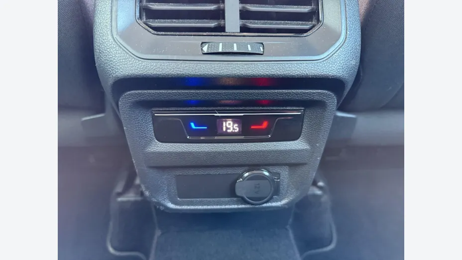 VOLKSWAGEN Tiguan Tiguan 2.0 TDI SCR Life DSG