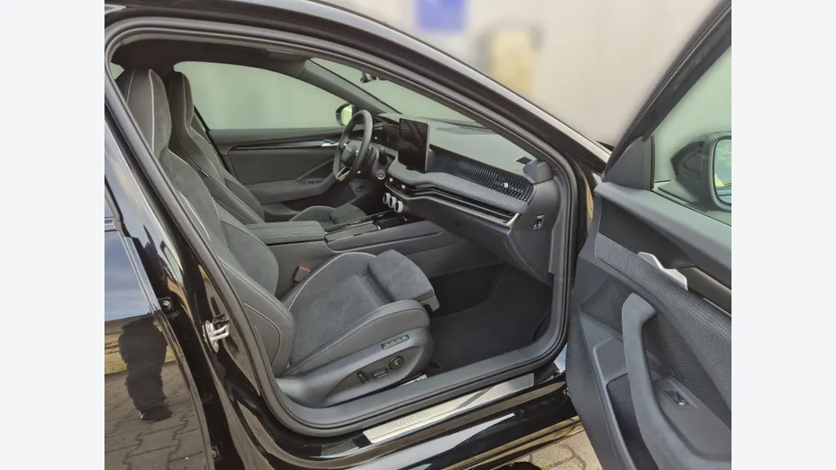SKODA Superb Superb 2.0 TSI Sportline DSG Nowy