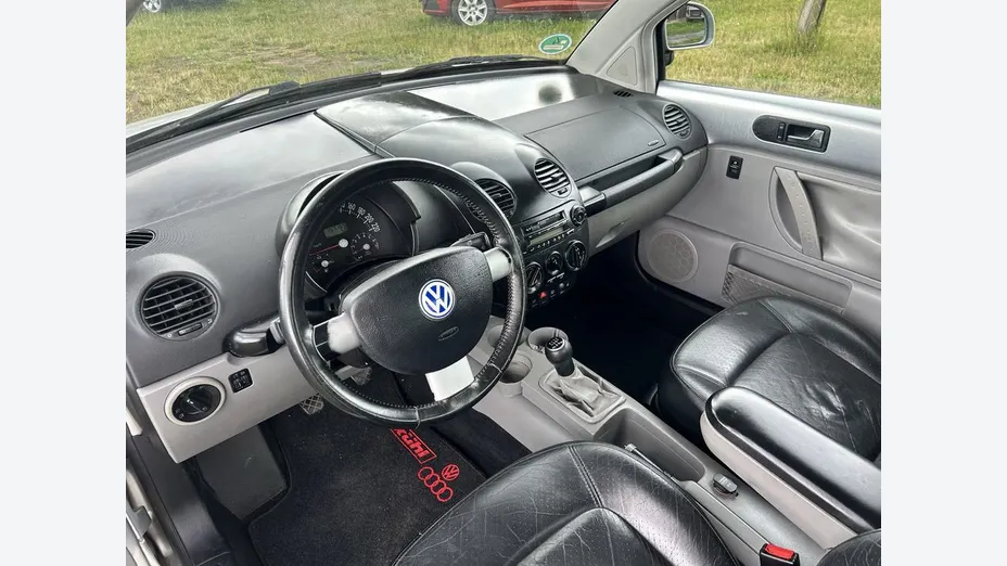 VOLKSWAGEN New Beetle Beetle 1.6 TDI