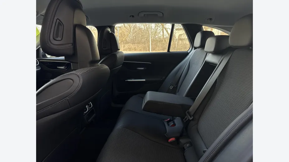 MERCEDES-BENZ C Klasa C 200 d mHEV Avantgarde