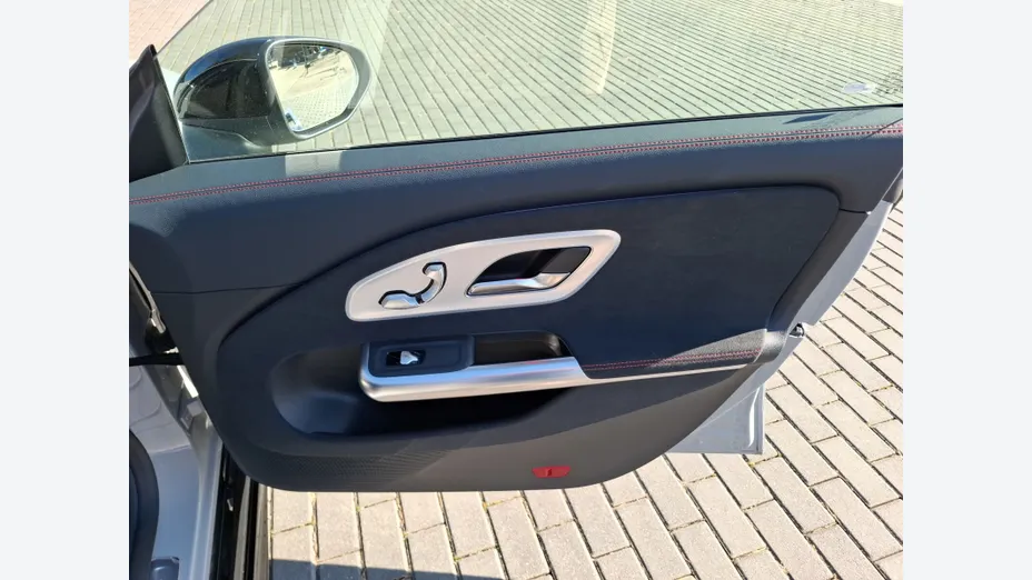 MERCEDES-BENZ CLA CLA 200 mHEV 8G-DCT