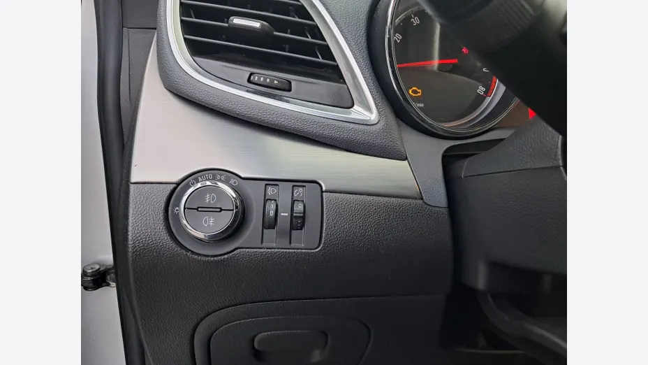 OPEL Mokka -