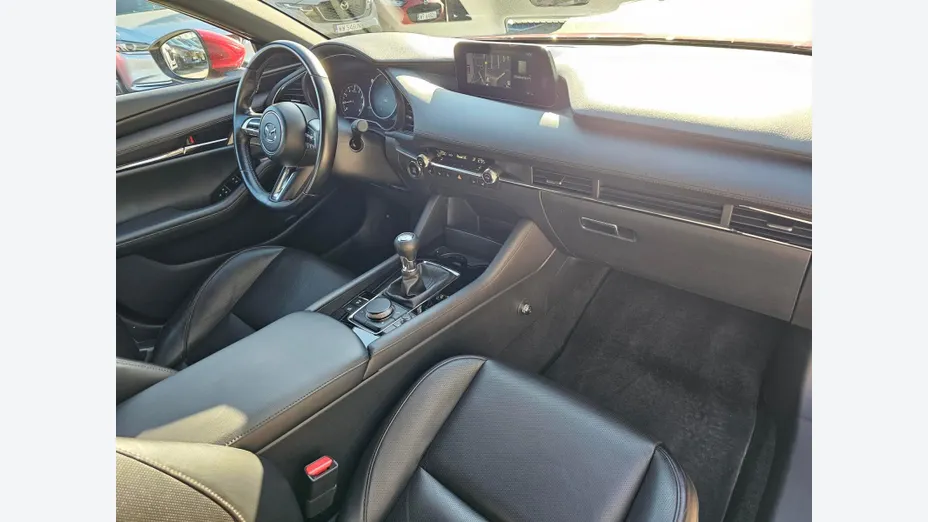 MAZDA 3 3 2.0 mHEV Hikari