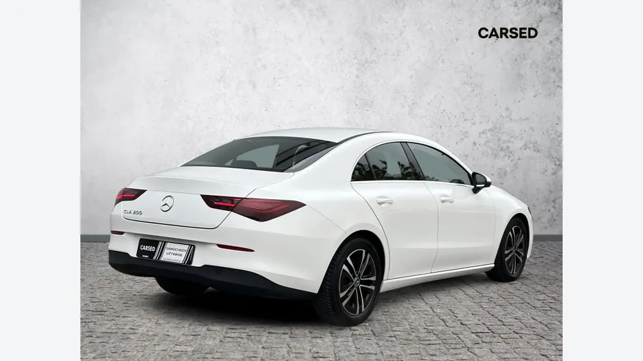 MERCEDES-BENZ CLA -