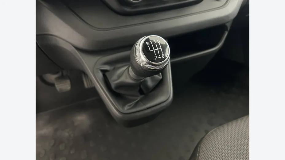 RENAULT Trafic -