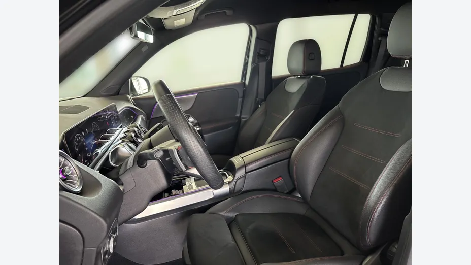 MERCEDES-BENZ GLB GLB 200 mHEV AMG Line 7G-DCT