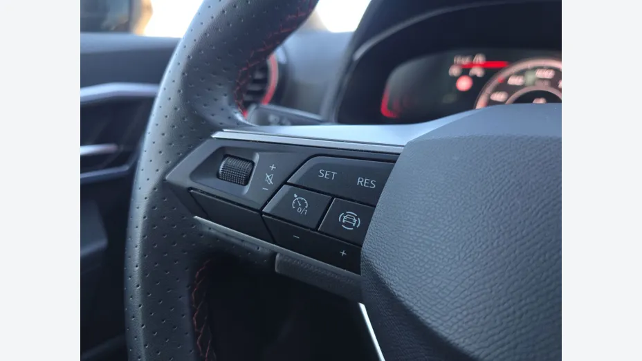 SEAT Ibiza Ibiza 1.0 TSI FR S&S DSG