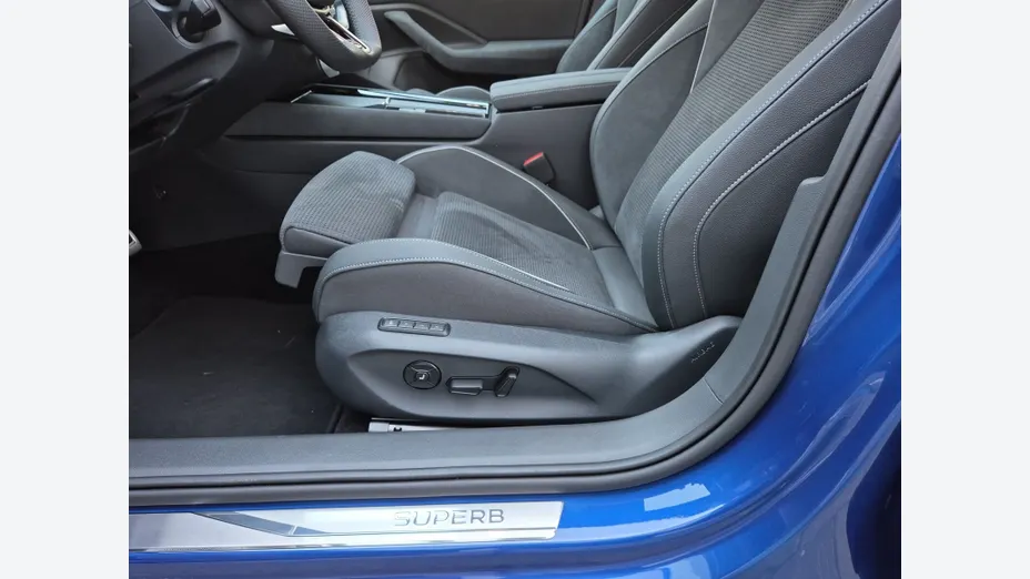 SKODA Superb Superb 2.0 TSI Sportline DSG Nowy