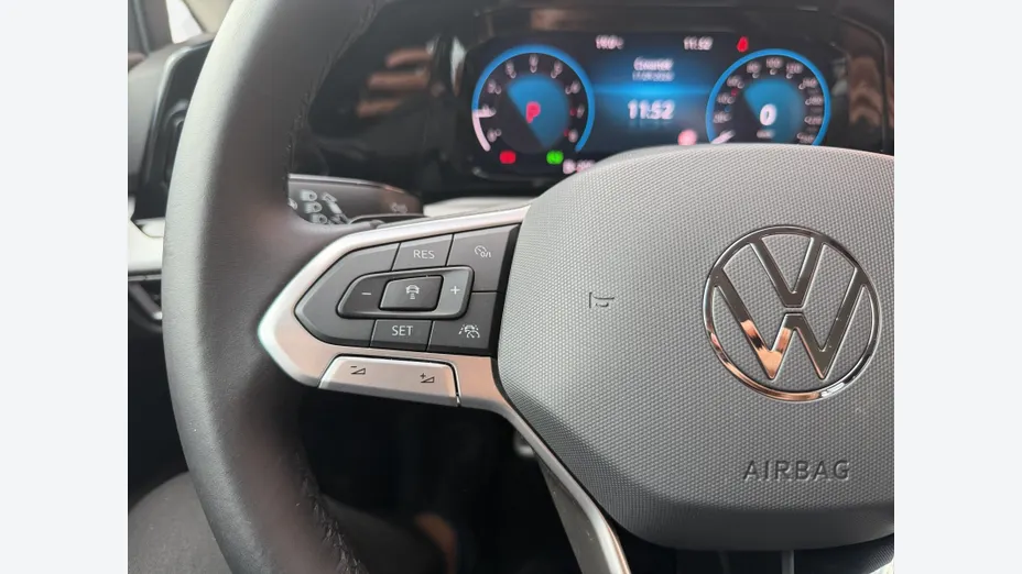 VOLKSWAGEN Golf Golf VIII 1.5 eTSI Life DSG