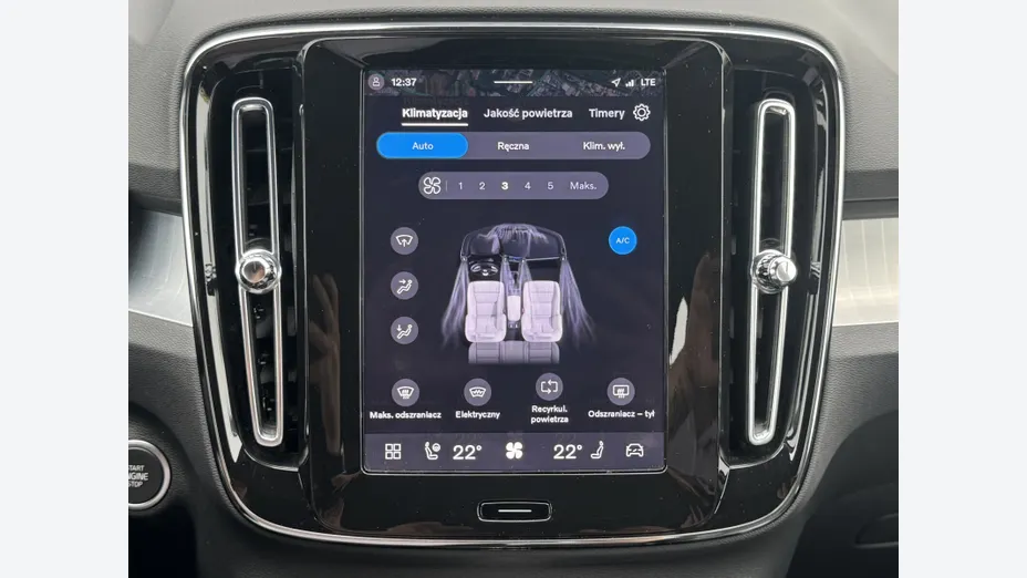 VOLVO XC40 XC40 B3 Plus Dark aut