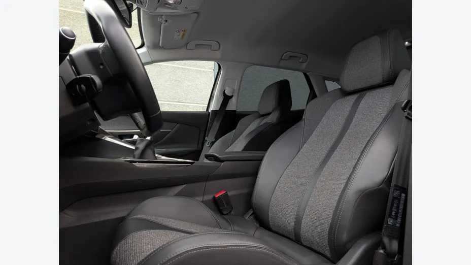 PEUGEOT 3008 3008 1.2 PureTech Allure S&S