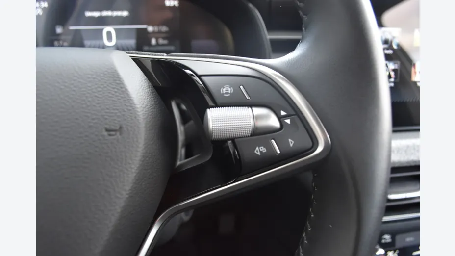 SKODA Kamiq Kamiq 1.0 TSI Selection