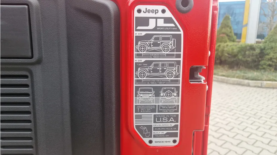 JEEP Wrangler Wrangler Unlimited 2.0 Turbo PHEV 4xe Sahara aut