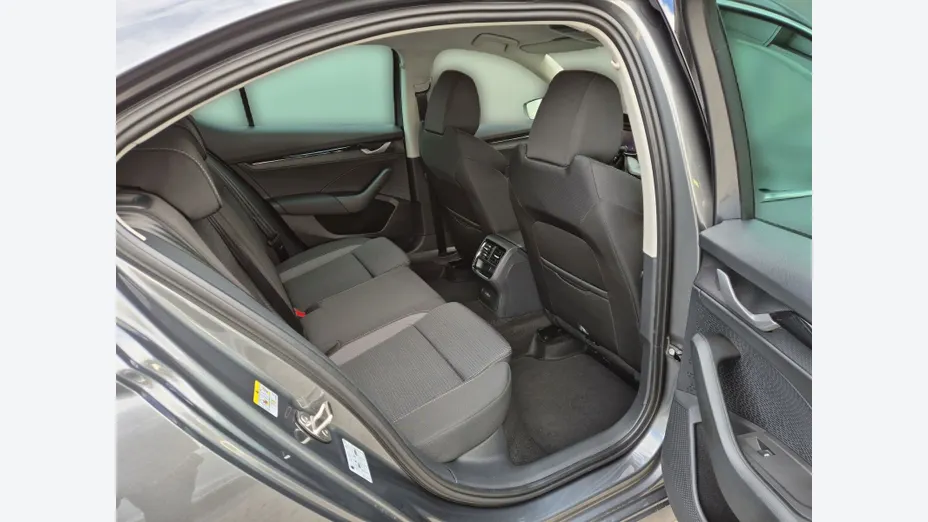 SKODA Octavia Octavia 1.5 TSI mHEV Drive Selection DSG Nowy