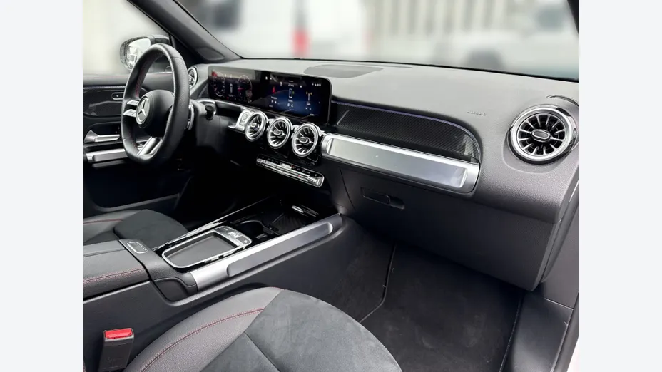 MERCEDES-BENZ GLB GLB 200 d 4-Matic AMG Line 8G-DCT