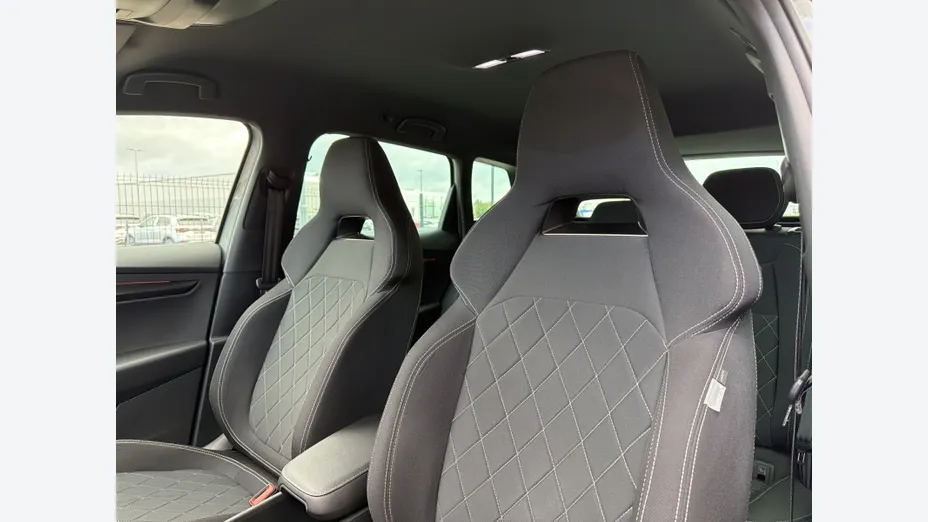 SKODA Karoq Karoq 2.0 TDI SCR 4x4 Sportline DSG