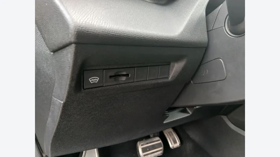 PEUGEOT 308 308 1.2 mHEV GT S&S e-DCS6