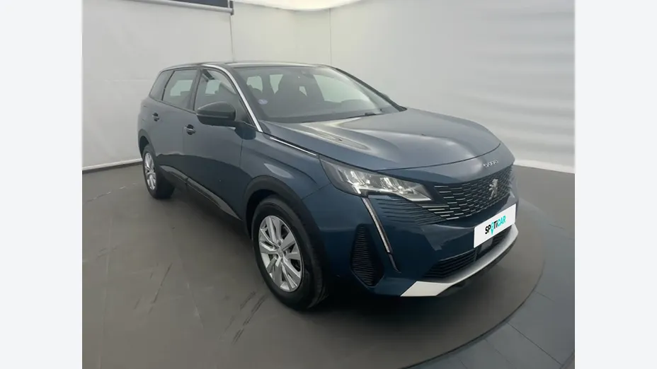 PEUGEOT 5008 -