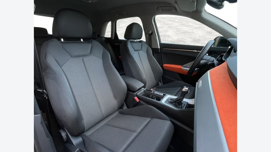 AUDI Q3 Q3 35 TFSI mHEV S-Line S tronic