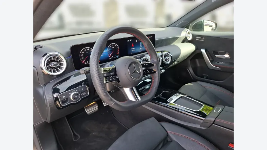 MERCEDES-BENZ A Klasa A 200 AMG Line 7G-DCT