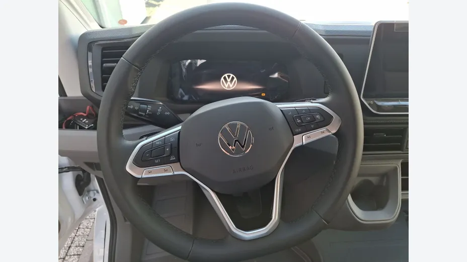 VOLKSWAGEN Crafter Crafter 35 BiTDI (14,4m3) aut Nowy