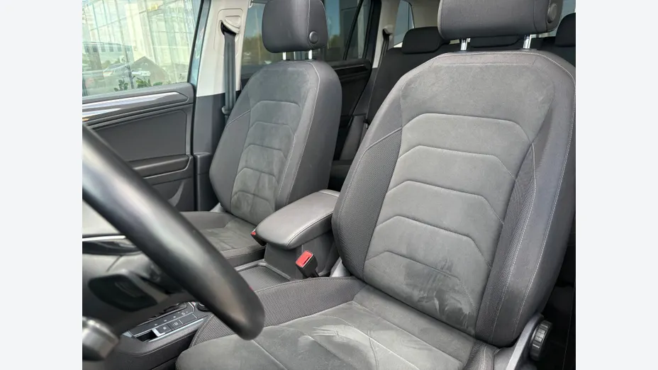 VOLKSWAGEN Tiguan Allspace -