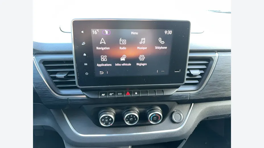 RENAULT Trafic -