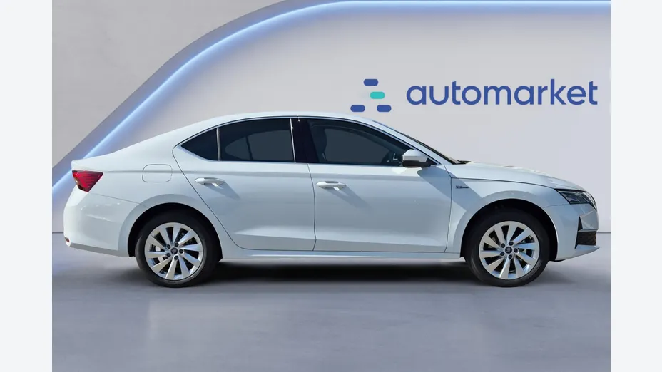 SKODA Octavia Octavia 1.5 TSI mHEV Drive Selection DSG Nowy