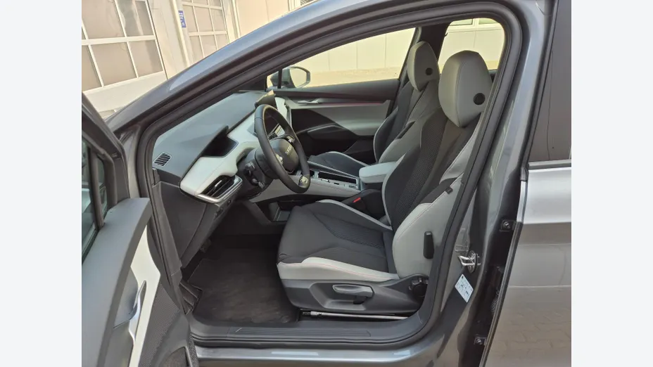 SKODA Elroq Elroq 60 63kWh Nowy