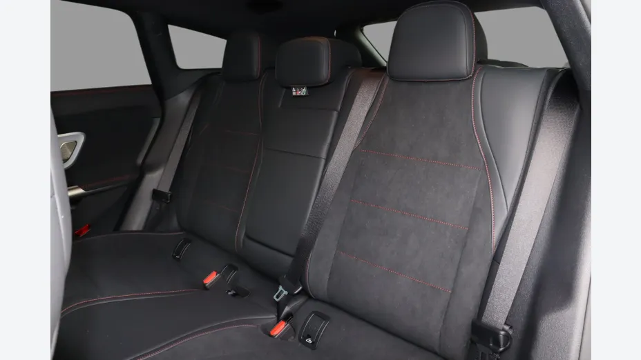 MERCEDES-BENZ CLA CLA 200 58kWh Nowy