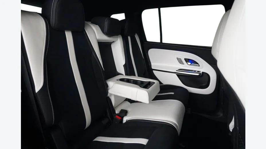 MERCEDES-BENZ GLB -