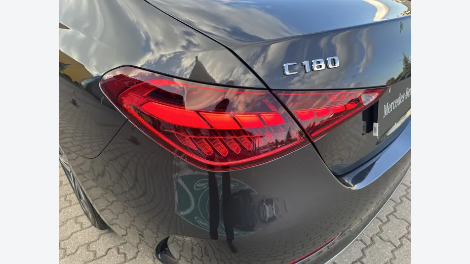 MERCEDES-BENZ C Klasa C 180 mHEV AMG