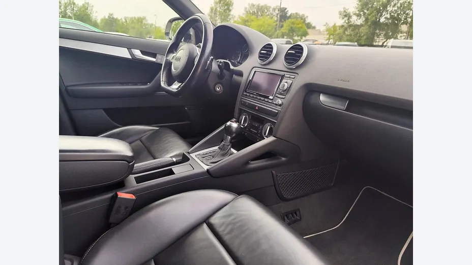 AUDI RS3 -
