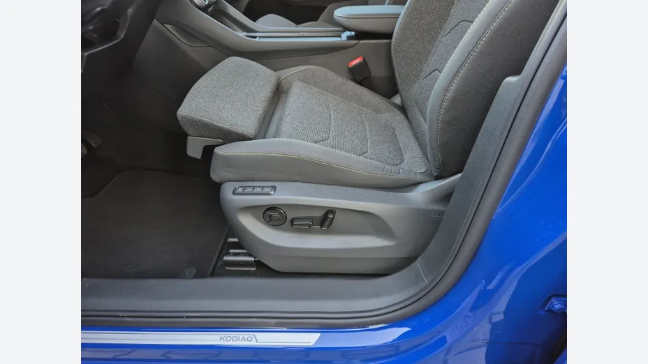 SKODA Kodiaq Kodiaq 1.5 TSI mHEV 4x2 Drive DSG Nowy