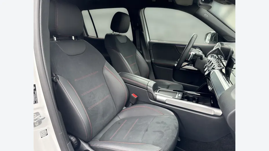 MERCEDES-BENZ GLB GLB 200 d 4-Matic AMG Line 8G-DCT