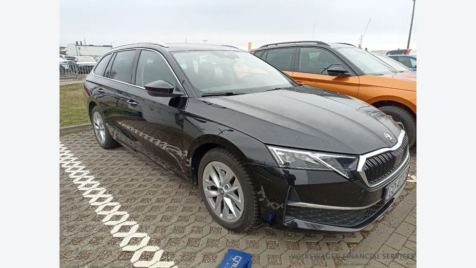 SKODA Octavia Octavia 1.5 TSI mHEV Selection DSG